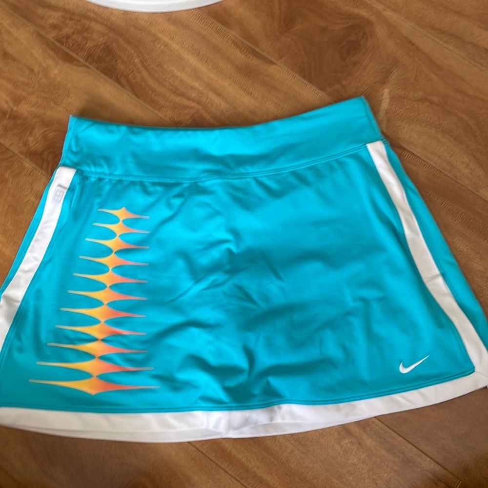 Nike tennis skirt